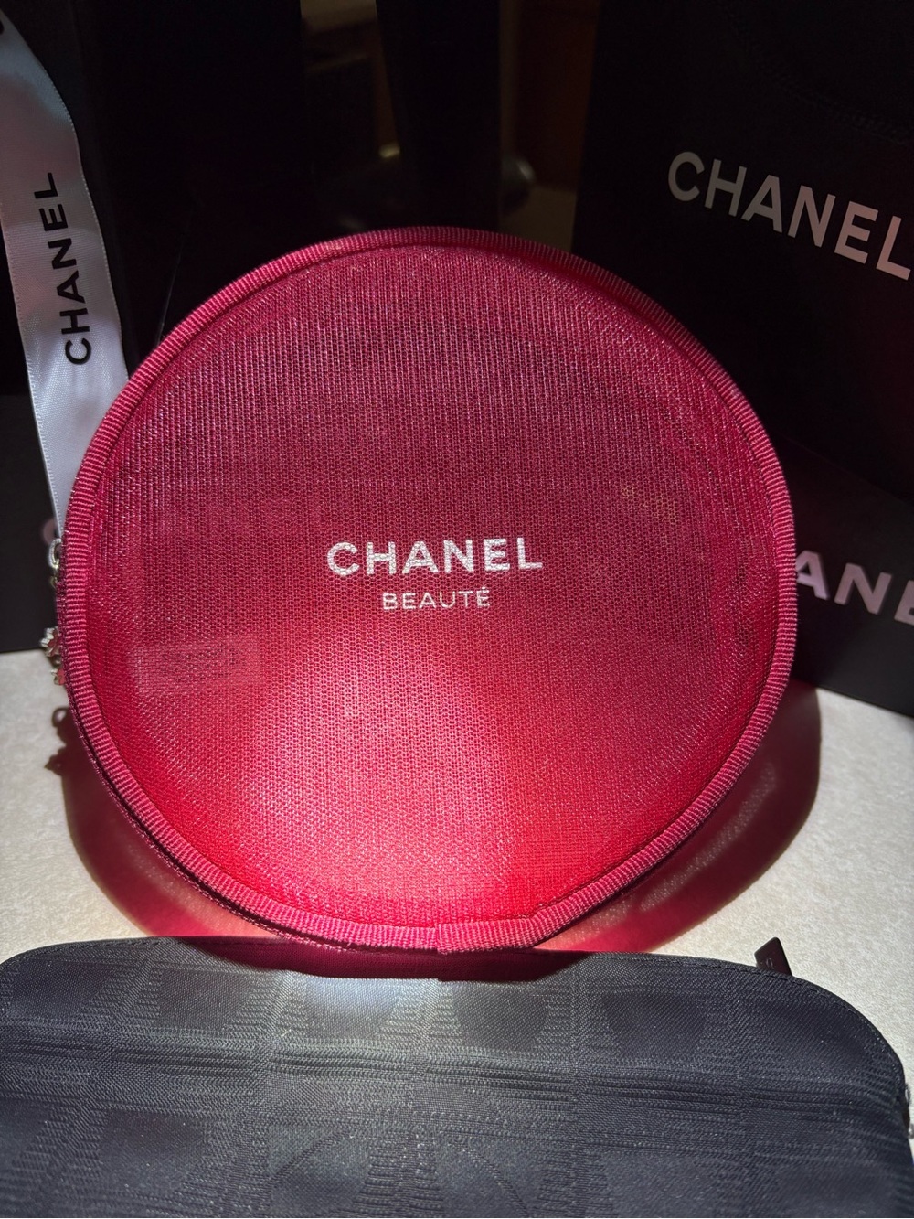 CHANEL Beauté Round Cosmetic Pouch in  Red